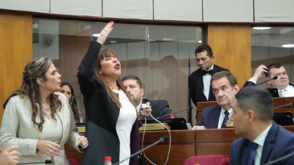 Ala dura toma riendas del Congreso mientras se opaca la voz disidente