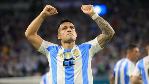 Argentina suma 9 de 9 y despacha a Perú