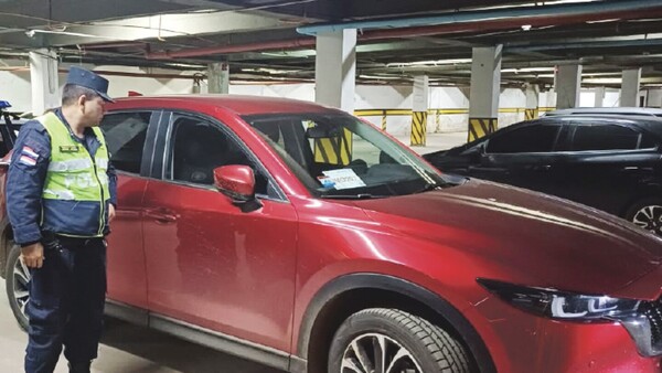 Olvidó dónde dejó su coche y denunció robo
