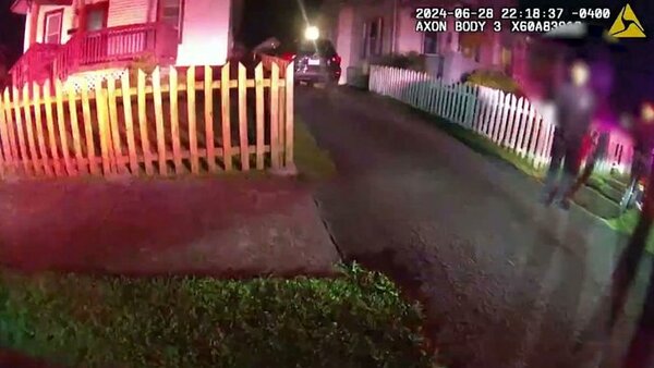Policía mata a tiros a un menor que tenía una pistola de juguete en EE.UU.