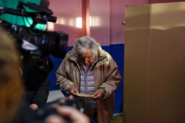 Elecciones en Uruguay: "Pepe" Mujica votó y pidió que las primarias sean obligatorias - Megacadena - Diario Digital