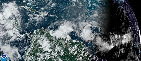 El Caribe enfrenta "extremadamente peligroso" huracán Beryl - ADN Digital