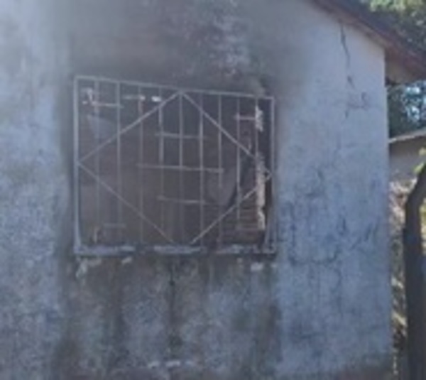 ¡Triste! Un hombre murió calcinado en su casa - Paraguay.com