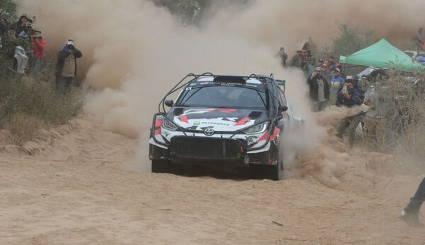Alejandro Galanti y Marcelo Toyotoshi mantienen la hegemonía en el Rally del Chaco - Megacadena - Diario Digital