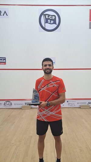 Paraguayos inician gestión en sudamericano de squash este lunes