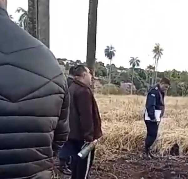 Hallan muerto a un joven de 18 años en un campo baldío - Radio Imperio 106.7 FM