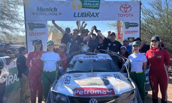 Altoparanaenses lograron podio en el Transchaco Rally 2024