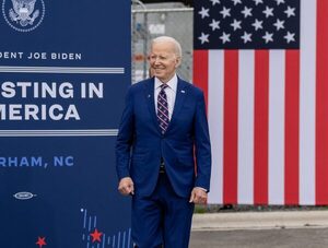 Carrera contrarreloj en EE.UU.: Joe Biden busca mantenerse en la contienda · Radio Monumental 1080 AM
