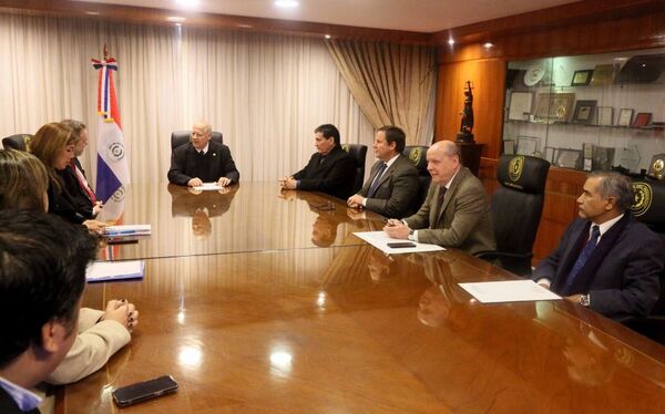 Autoridades judiciales se interiorizan sobre Plataforma Virtual SAT