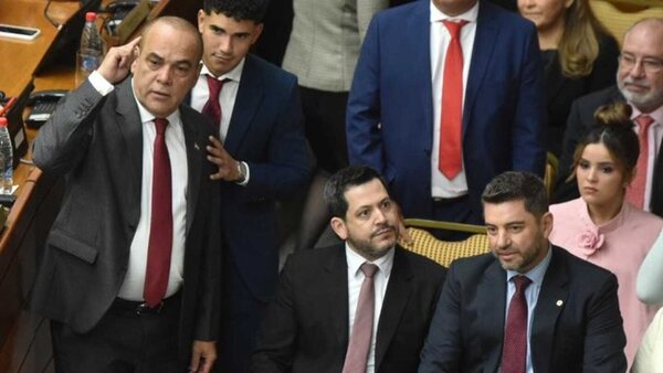 Bachi Núñez asegura que Honor Colorado no apoyará extensión de mandato de intendentes