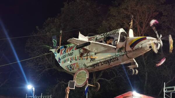 En avión trajeron a “Karol G” a las patronales de Itaguazú de Altos