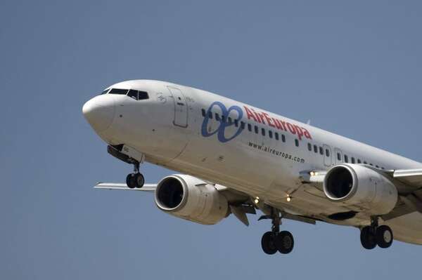 Video: fuertes turbulencias en un vuelo de Madrid a Montevideo dejan 30 heridos - Mundo - ABC Color