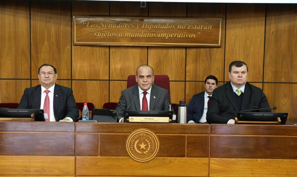Nuevo presidente del Senado “Bachi” Núñez realiza primeros cambios en direcciones administrativas