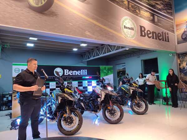 Benelli lanza al mercado paraguayo la nueva Benelli TRK 702X