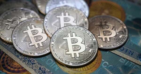 La Nación / Prohibir criptominería podría fomentar clandestinidad, sostiene Conacom