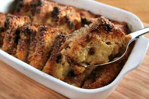 Delicioso budín bicolor con ciruelas: receta fácil y rápida - Gastronomía - ABC Color