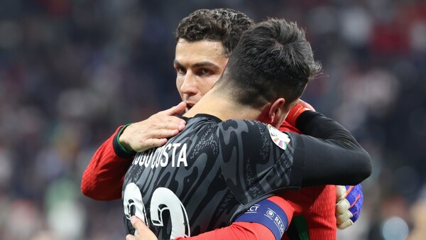 Diogo Costa reina en la tragicomedia de Cristiano Ronaldo