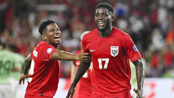 Panamá se matricula en cuartos de final
