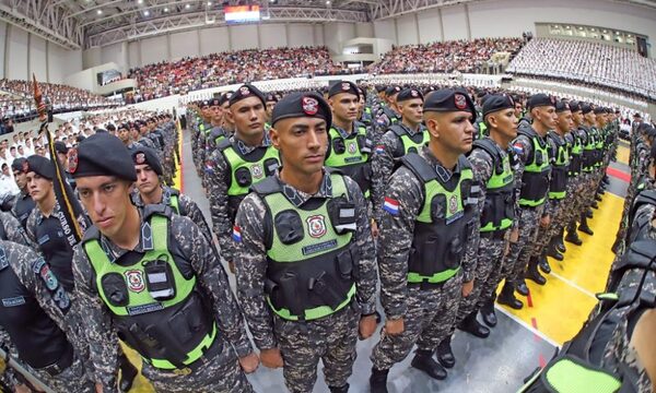 Fuerte inversión en seguridad y los mayores golpes al crimen organizado, logros en el primer año de Peña
