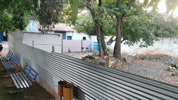 Desde hace 4 años esperan avance de obras en el Colegio Stella Maris - Nacionales - ABC Color