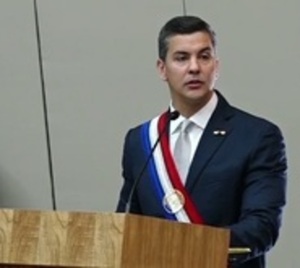 Informe de gestión: Peña criticó a Mario Abdo y expuso desafíos  - Paraguay.com