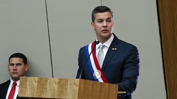 Informe de gestión: Peña criticó a Abdo y expuso desafíos - Noticias Paraguay