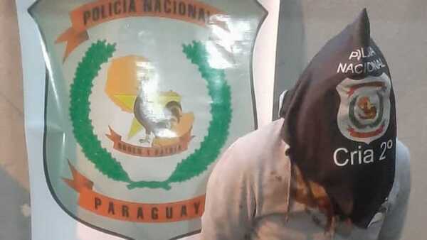 Pasajeros corrigieron a asaltante que robó el celu de una doña