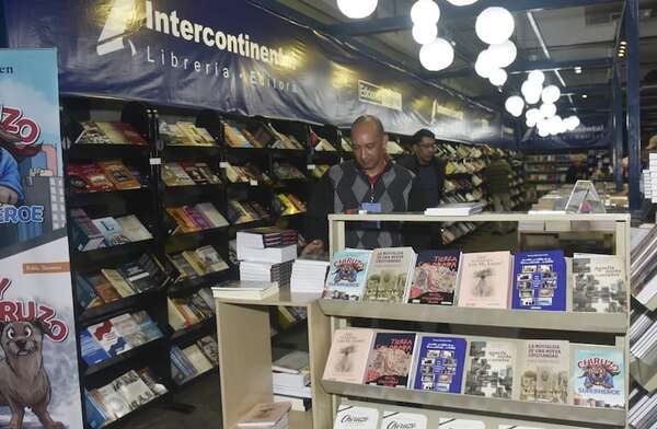 Feria Internacional del Libro - Asunción 2024 - Sociales - ABC Color