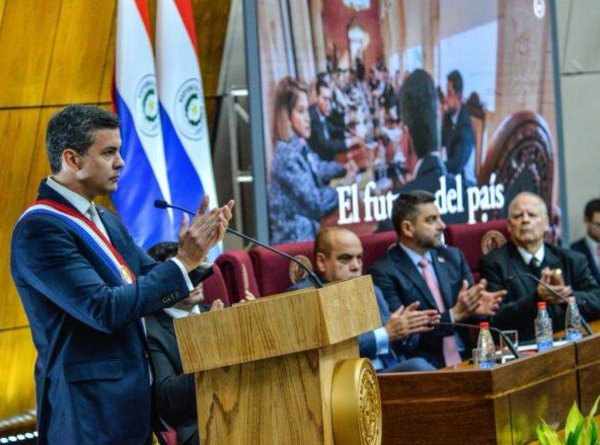 Economista evalúa gestión de Peña y considera ínfimo el crecimiento - Portal Digital Cáritas Universidad Católica
