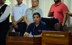 Villalba señaló que a "Nenecho" y a su gestión políticamente lo mantiene la bancada colorada - Megacadena - Diario Digital