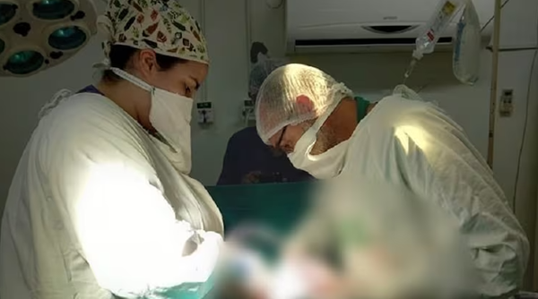 Exitosa cirugía en Misiones: logran extirpar un tumor ovárico de 5 kilos de una joven - trece