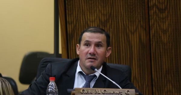 El PLRA espera que la Justicia resuelva el caso de Cleto y Roya, pero piden que se las "arreglen solos"