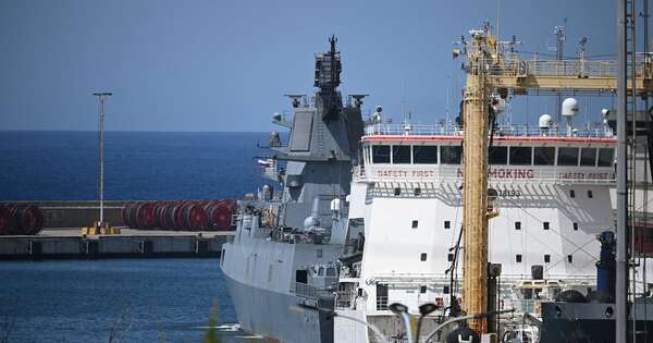 La Nación / Buques militares rusos llegan a Venezuela y anclan en el Puerto de La Guaira