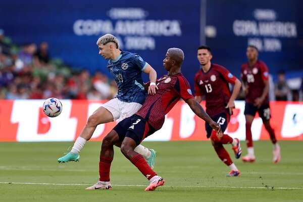 Papelón de Paraguay en el primer tiempo vs. Costa Rica: perdía 2-0 a los 6′ y no generó una ocasión de gol en 45′ - Selección Paraguaya - ABC Color