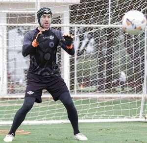 Libertad: Martín Silva, listo para retornar - Fútbol - ABC Color