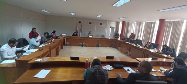 Concejales rechazan de nuevo rendición de cuentas del intendente de Hernandarias - La Clave