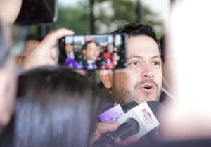 Raúl Latorre anuncia renuncia de “nepobabies” - Política - ABC Color