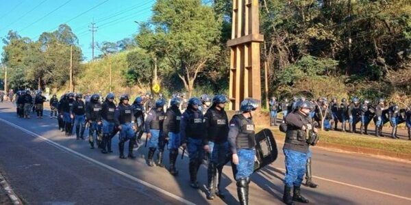 Continúa la tensión por desalojo en Ciudad del Este: hay varios detenidos