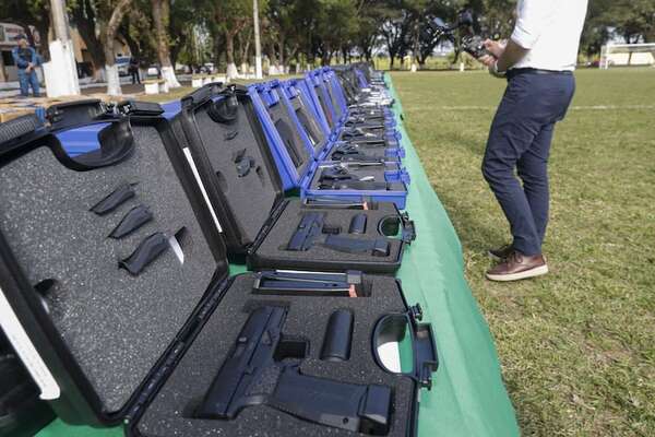 La Policía se prepara para utilizar más de 1.100 armas del operativo Dakovo - Policiales - ABC Color