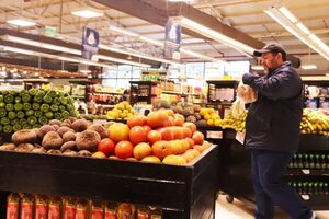 Reducción de precios en alimentos impulsa una inflación negativa del -0,4% en junio - El Trueno