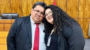Fiscales pide al juez desestimar denuncia contra diputado Adorno y sus parientes