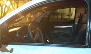 Turba de vándalos destruyó una patrullera