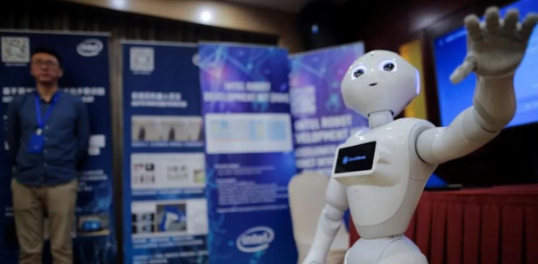China despunta como l铆der en la carrera de la IA generativa, con un 70% de sus patentes - Revista PLUS