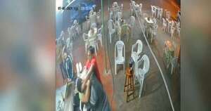 Diario HOY | Cliente furioso agrede a trabajador de lomitería tras cambiar de canal el partido de Paraguay
