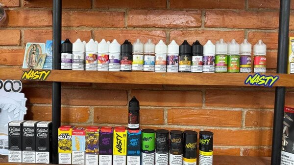 ¡Bro! Vendían vapes sin registro y con mucha más nicotina de lo permitido, dice Dinavisa