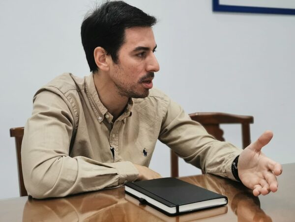 Álvaro Grau critica defensa de “Nenecho” tras dictamen de Contraloría: “Cada uno de los puntos son mentiras” · Radio Monumental 1080 AM