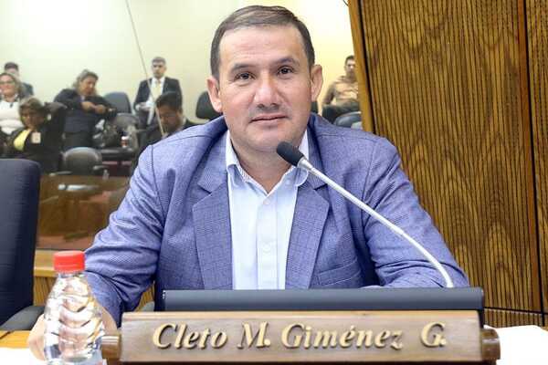 Juzgado comunicó imputación diputado Cleto Giménez, por caos nepobabies - Megacadena - Diario Digital
