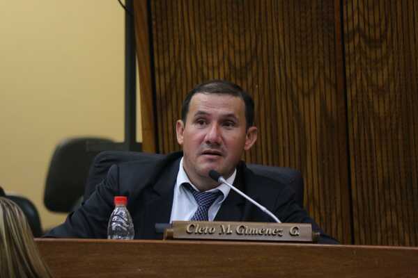 Juez admitió imputación al diputado Cleto Giménez y comunicó su decisión a la Cámara Baja