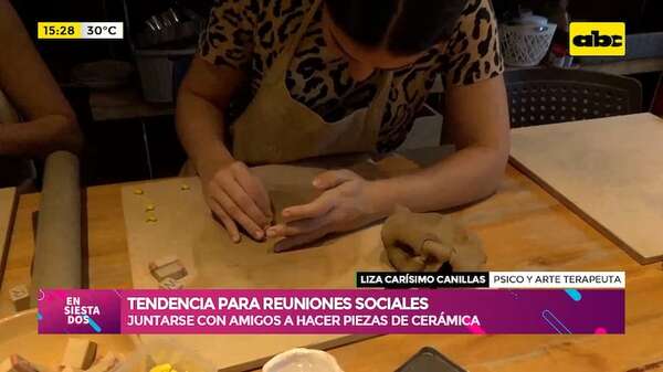 Tendencia para reuniones sociales: juntarse con amigos a hacer piezas de cerámica - Ensiestados - ABC Color