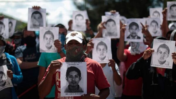 Los padres de Ayotzinapa se reunirán con Sheinbaum en el Palacio Nacional el 29 de julio